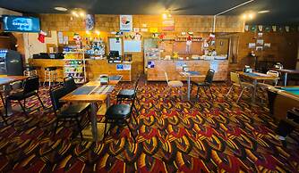 Theodore Motor Hotel