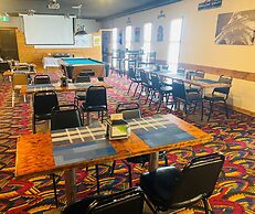 Theodore Motor Hotel