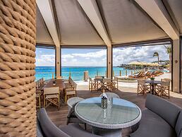 The Loren at Pink Beach