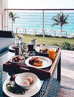 The Loren at Pink Beach