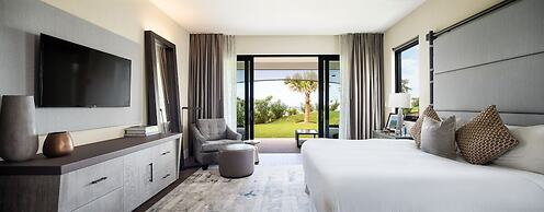 The Loren at Pink Beach