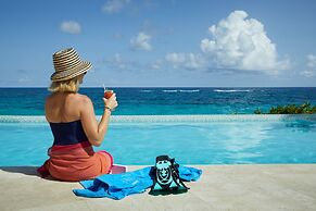 The Loren at Pink Beach