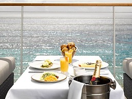 The Loren at Pink Beach