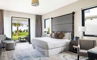 The Loren at Pink Beach