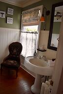 Harbour House Inn