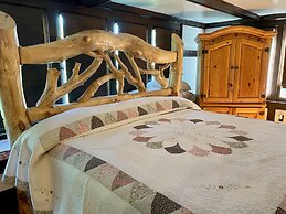Harbour House Inn