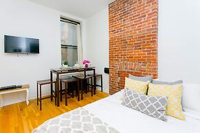 NY010 2 Bedroom Apartment By Senstay