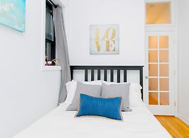 NY010 2 Bedroom Apartment By Senstay