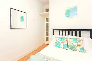 NY011 2 Bedroom Apartment By Senstay