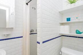 NY011 2 Bedroom Apartment By Senstay