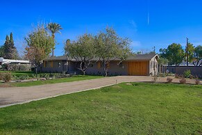 PX001 3 Bedroom Apartment By Senstay