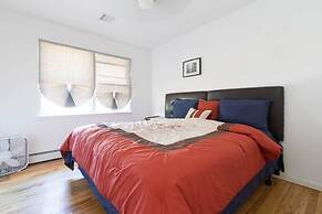 SH001 5 Bedroom Holiday home By Senstay