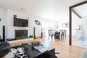 SH001 5 Bedroom Holiday home By Senstay