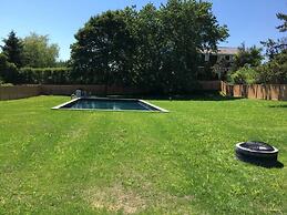 SH001 5 Bedroom Holiday home By Senstay