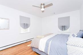 SH001 5 Bedroom Holiday home By Senstay