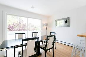 SH001 5 Bedroom Holiday home By Senstay