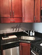 NY060 1 Bedroom Apartment By Senstay