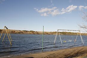 Lakefront Cottage in Manitou Beach