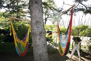 Lakefront Cottage in Manitou Beach