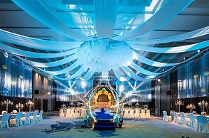 Golden Eagle Summit Hotel Nanjing China