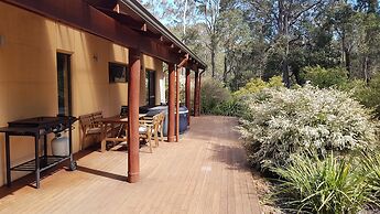 Jarrah Grove Forest Retreat - Adults Only
