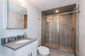 BOS007 2 Bedroom Apartment By Senstay