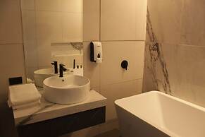 DC Suites Aeropuerto