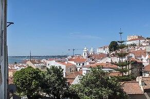 Alfama - Lisbon Cheese & Wine Apartments