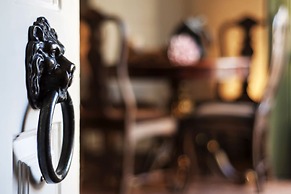 Alfama - Lisbon Cheese & Wine Apartments