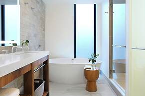 Limelight Hotel Denver