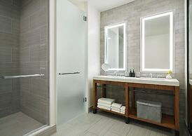 Limelight Hotel Denver