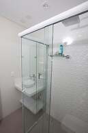 FL002 2 Bedroom Apartment By Senstay
