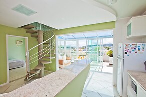 FL003 3 Bedroom Apartment By Senstay