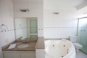 FL003 3 Bedroom Apartment By Senstay