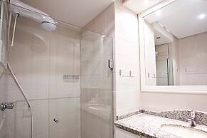 FL014 3 Bedroom Apartment By Senstay