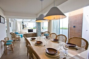 FL014 3 Bedroom Apartment By Senstay