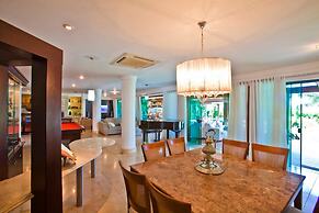FL004 5 Bedroom Villa By Senstay