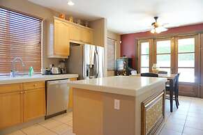 PS017 5 Bedroom Holiday home By Senstay