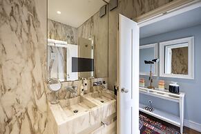 Chiado Camões - Lisbon Best Apartments