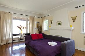 LA155 2 Bedroom Apartment By Senstay