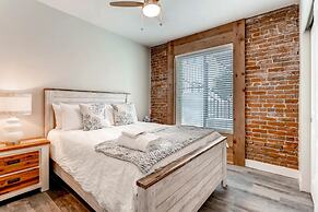 D030 2 Bedroom Apartment By Senstay