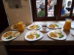 Hotel Casa Ecuatreasures Centro Histórico