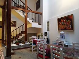 Hotel Casa Ecuatreasures Centro Histórico