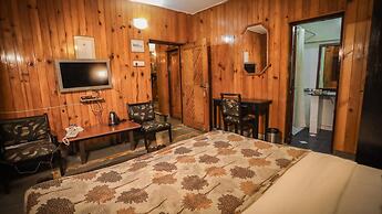 Cedar Lodge by Aahma