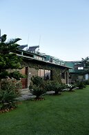 Cedar Lodge by Aahma