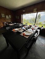 Cedar Lodge by Aahma