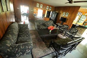 Cedar Lodge by Aahma