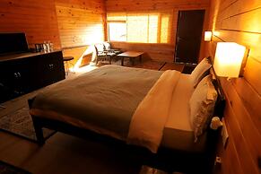 Cedar Lodge by Aahma