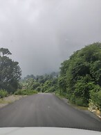 Cedar Lodge by Aahma