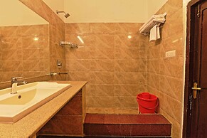 Cedar Lodge by Aahma